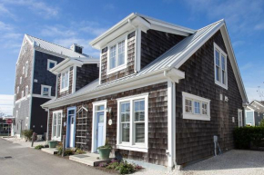 Whispering Sands by Seabrook Hospitality